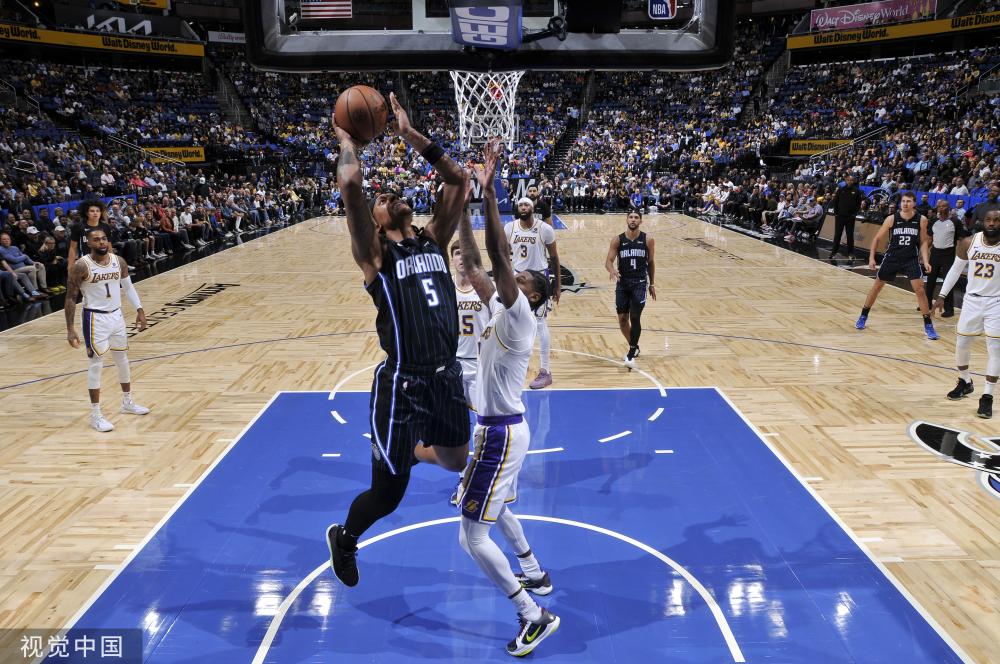 并带领球队 并带领球队