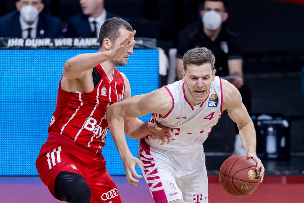 揭秘他为何 揭秘他为何