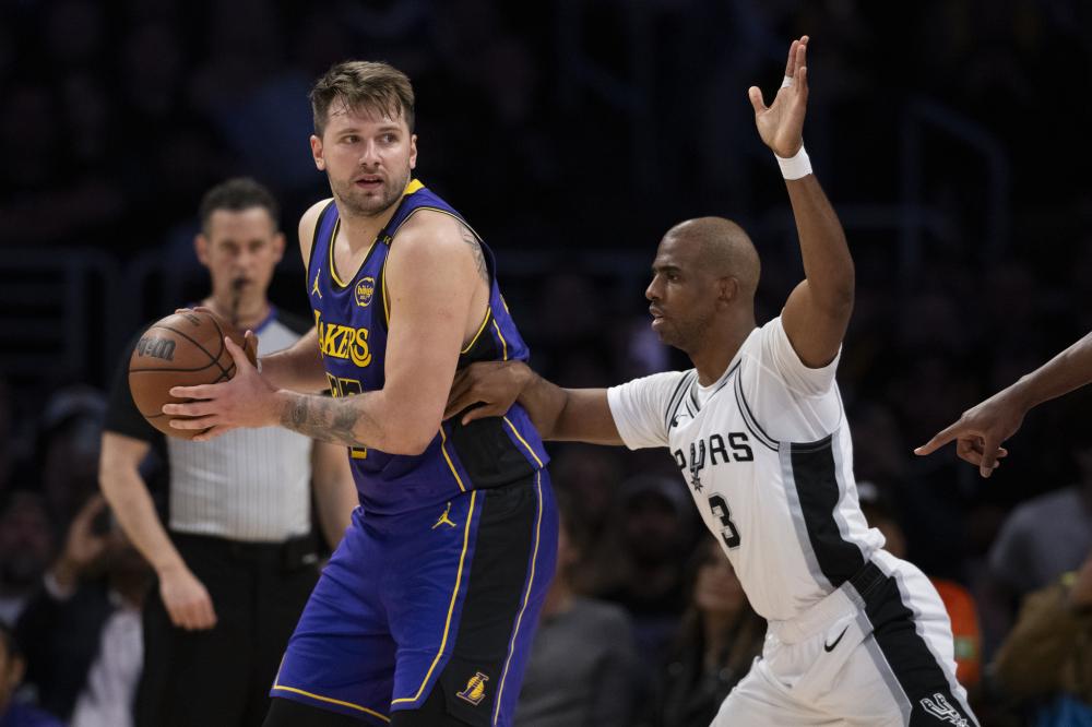 本纳塞尔与 本纳塞尔与